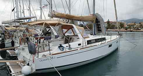 Oceanis 38.1 (3)